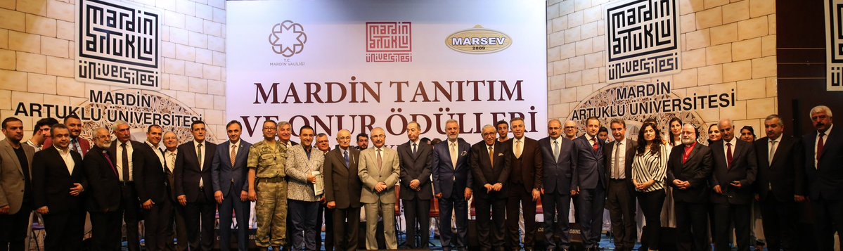 Mardin’de 4. kez düzenlenen Mardin Tanıtım ve Onur Ödülleri törenle sahiplerine verildi.